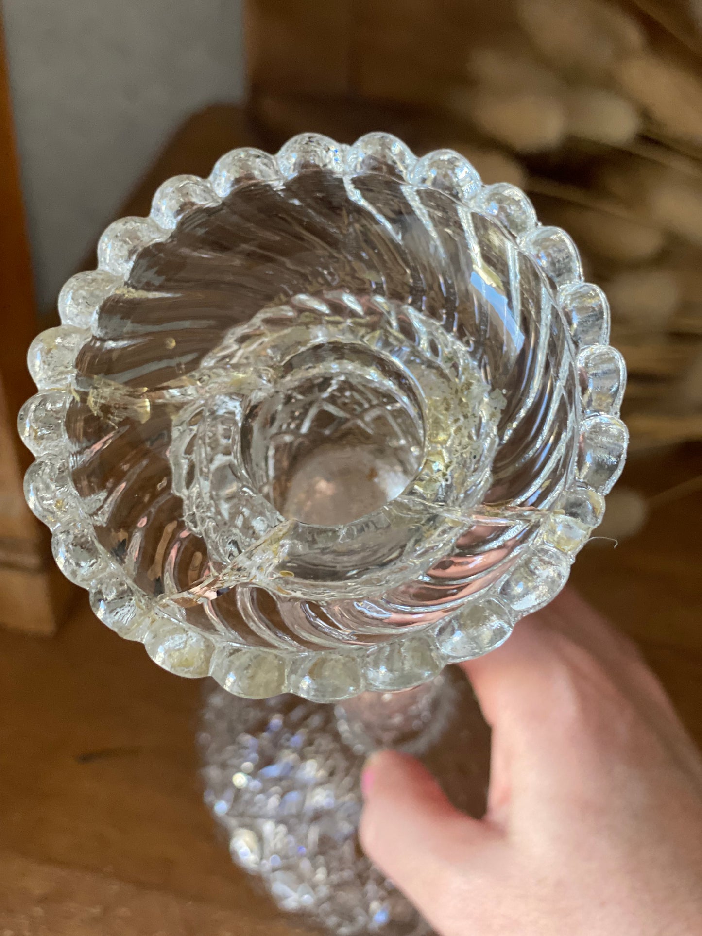 Paire de chandeliers en verre
