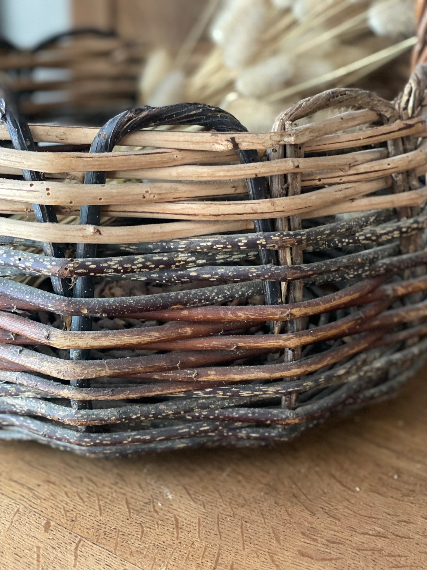 Panier tressé ancien
