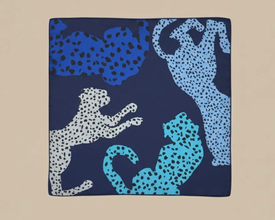 Foulard petit carré imprimé Léopard bleu , 70 X 70 cm