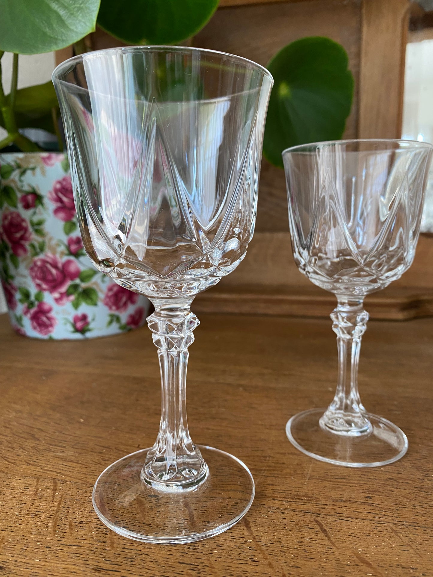 4 verres à eau + vin Cristal d’Arques