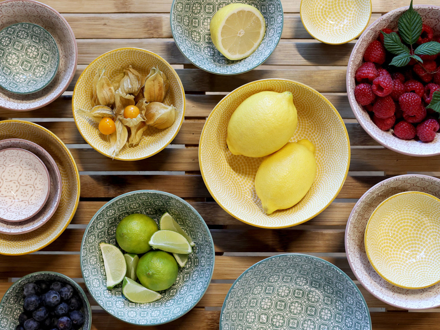 Set de 5 bols avec motif coloris olive