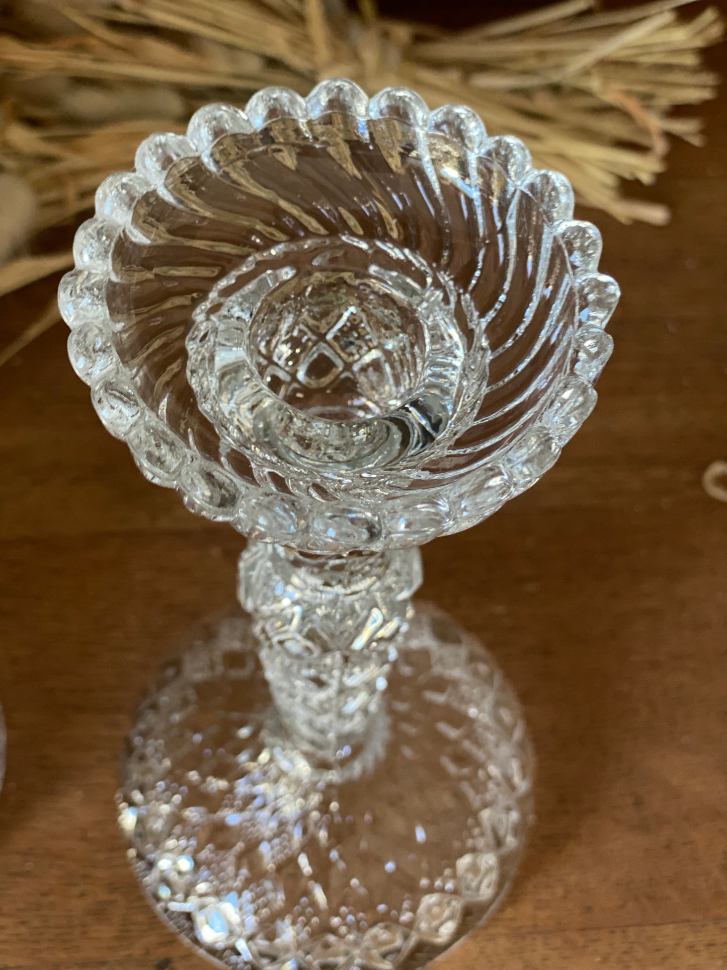 Paire de chandeliers en verre