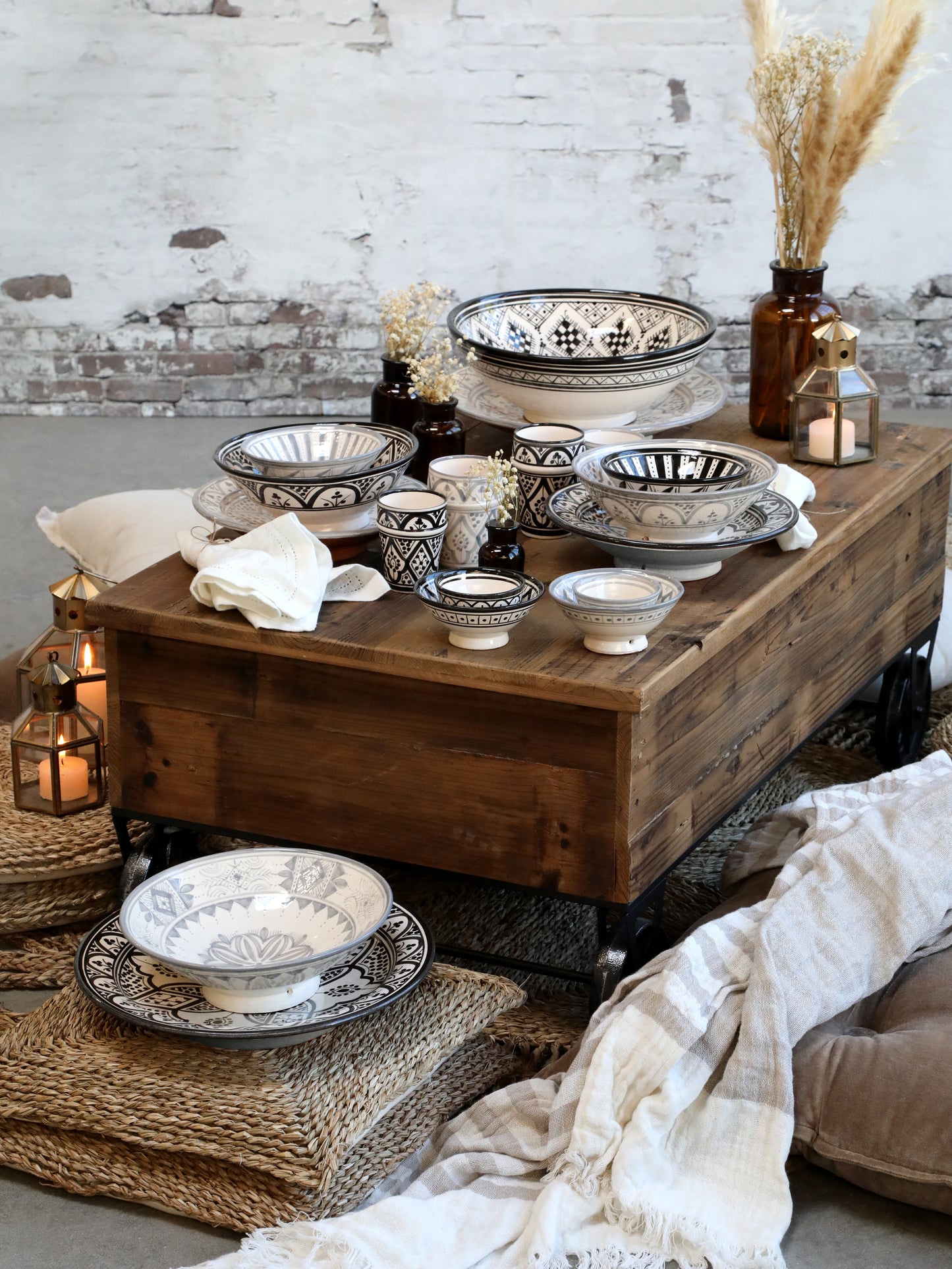 Lot de 5 verres d'apothicaire français avec couvercle Mocca