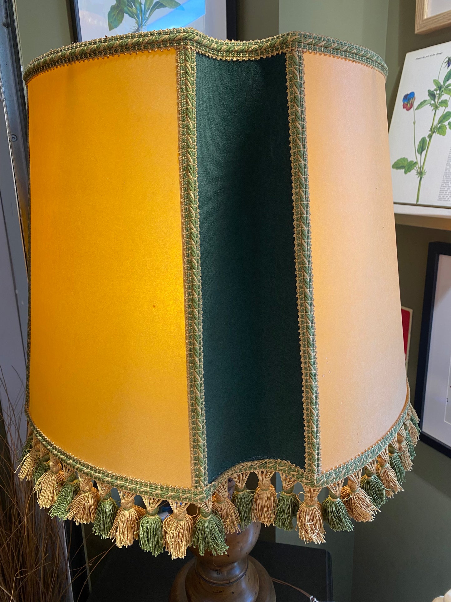 Grande lampe ancienne pied bois