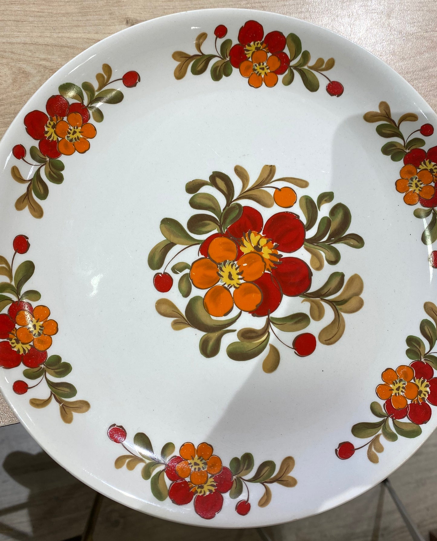 LOT DE 5 ASSIETTES PLATES FLEURS ROUGES ORANGES MOULIN DES LOUPS