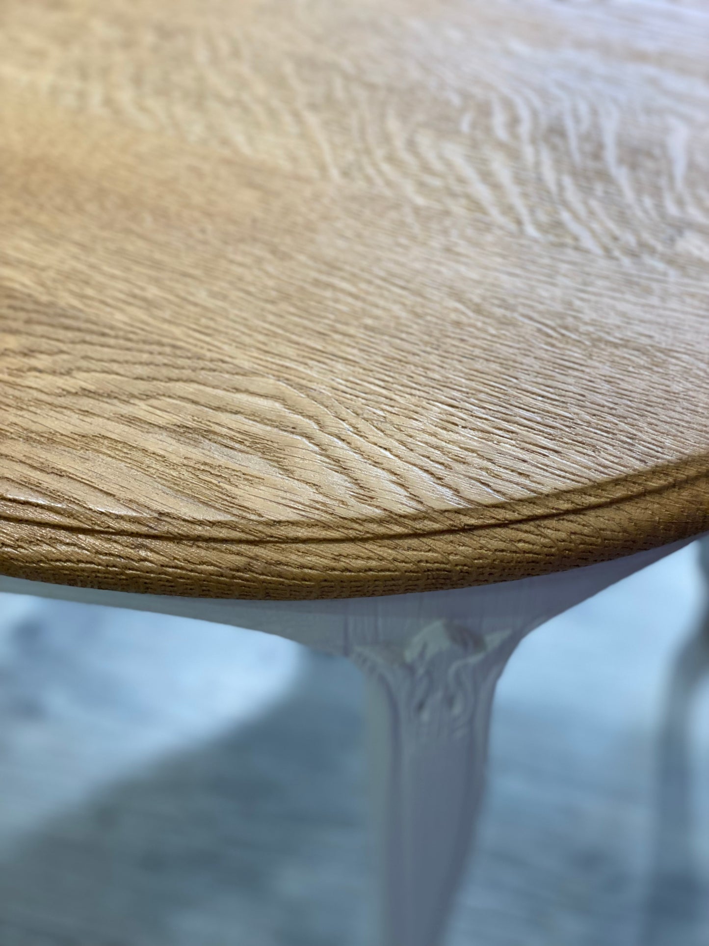 Table basse en bois massif rénové