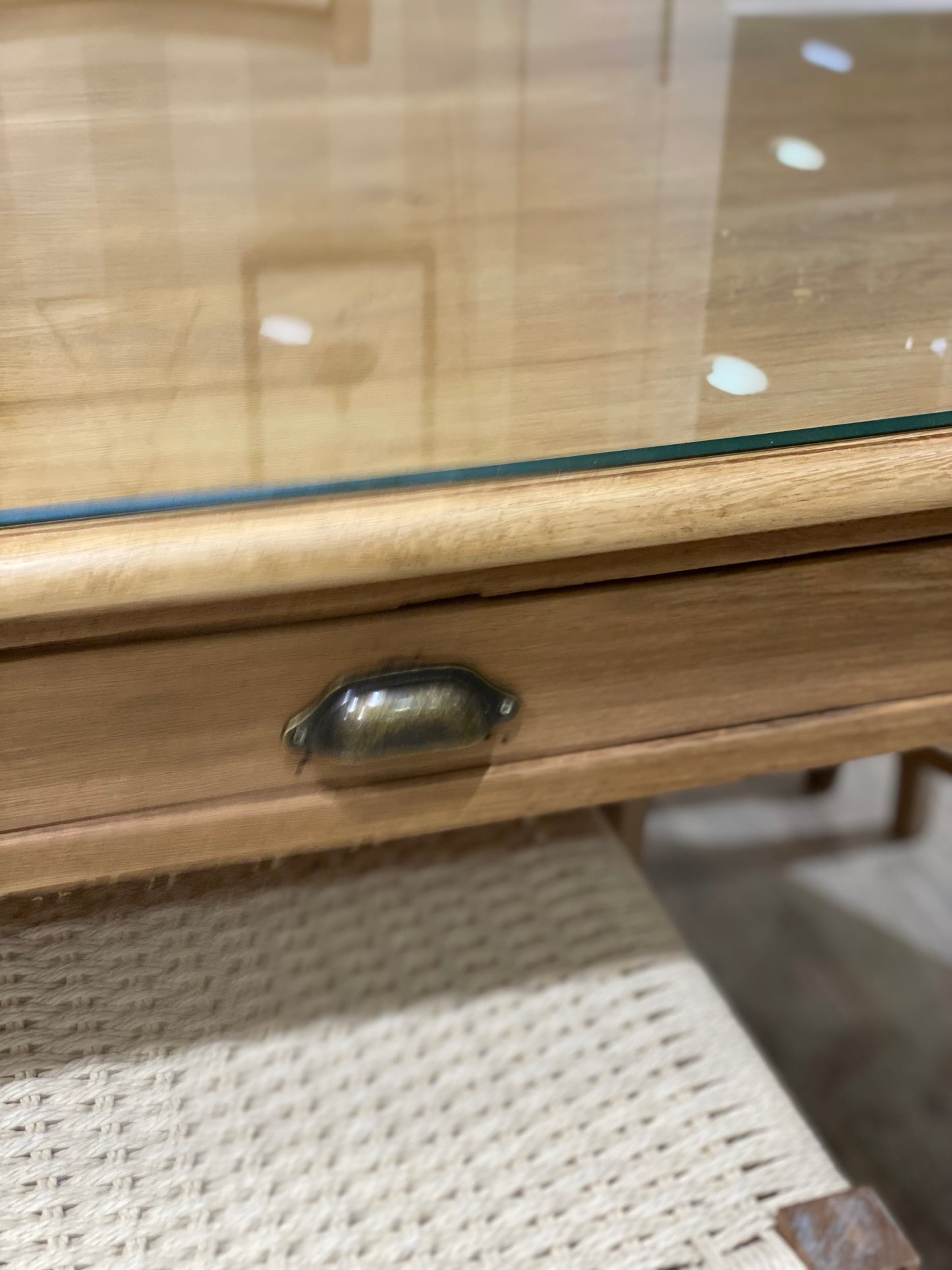 Table 4/6 pers en chêne rénovée