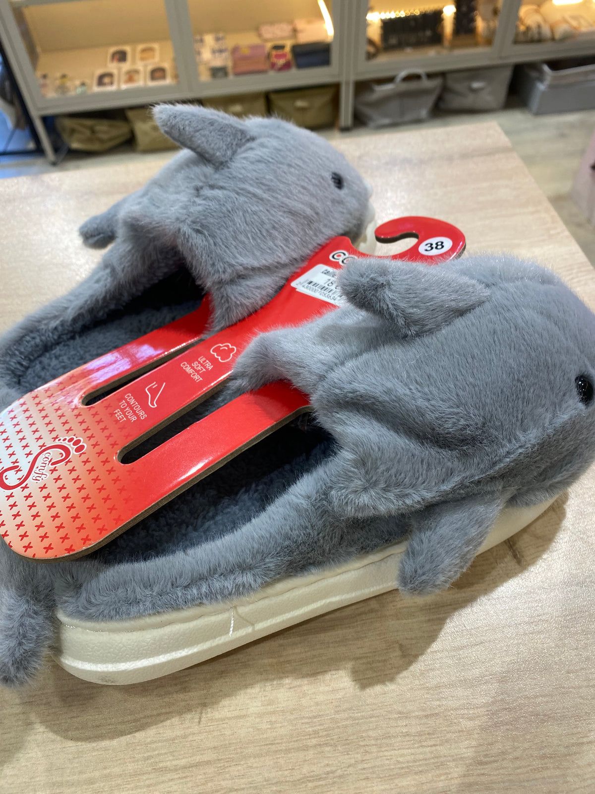Chaussons requin gris - du 36 => au 41
