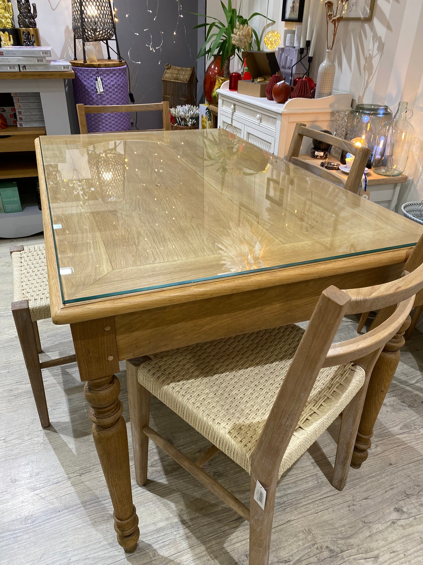 Table 4/6 pers en chêne rénovée