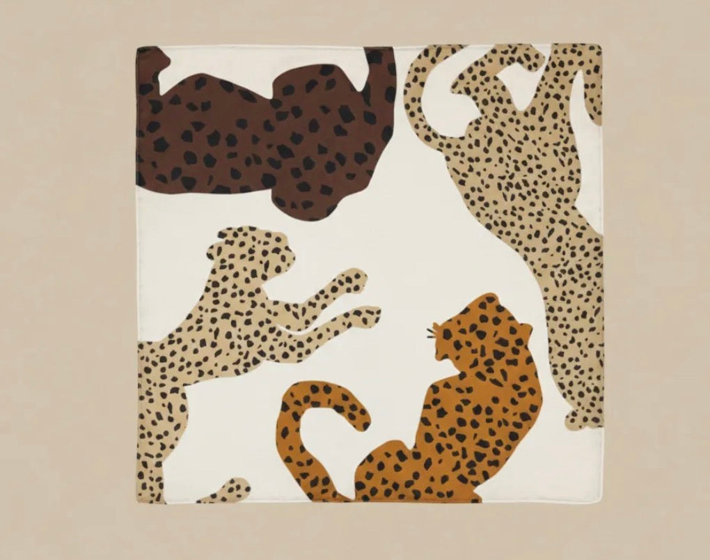 Foulard petit carré imprimé Léopard beige , 70 X 70 cm