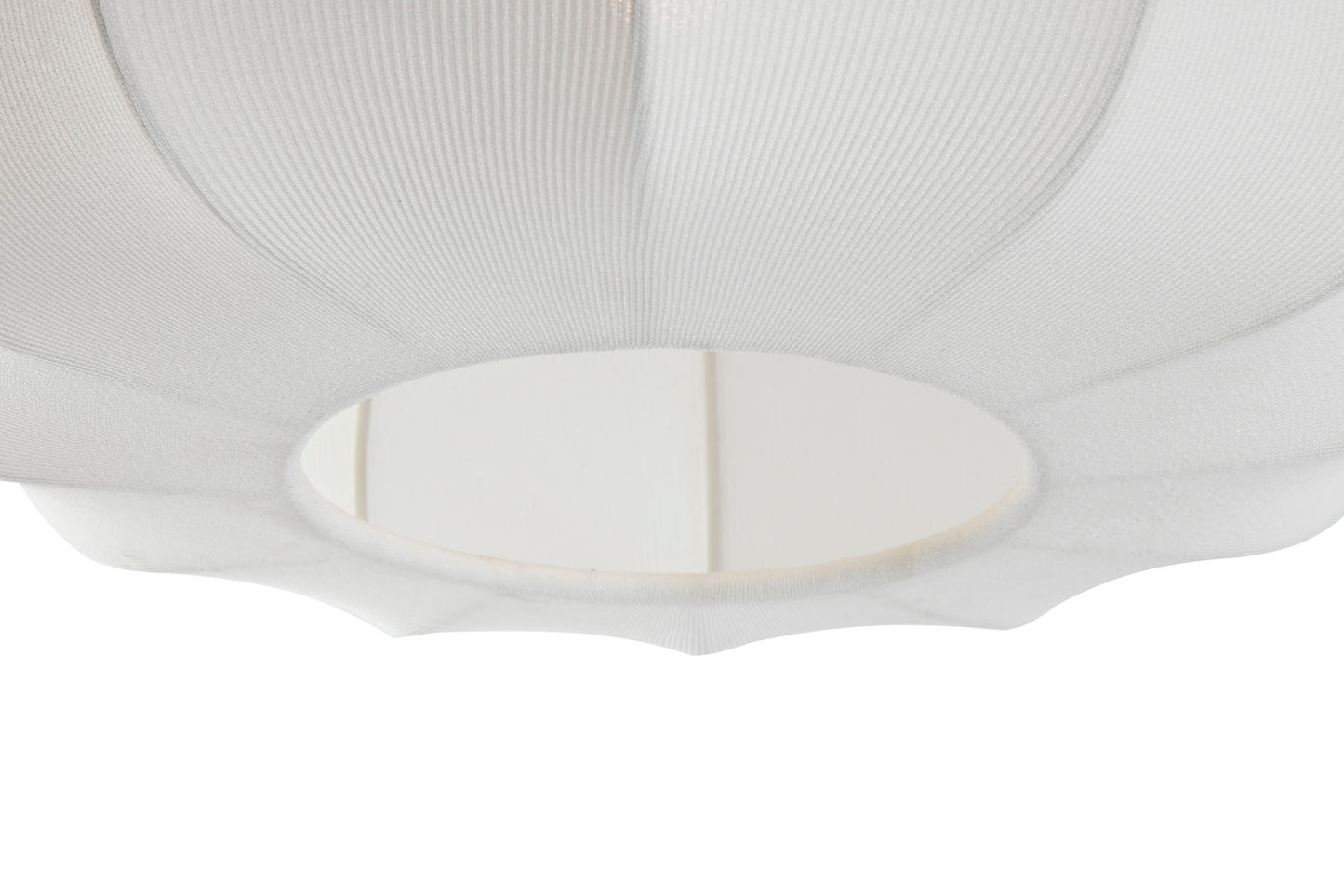 Suspension métal et polyester blanc