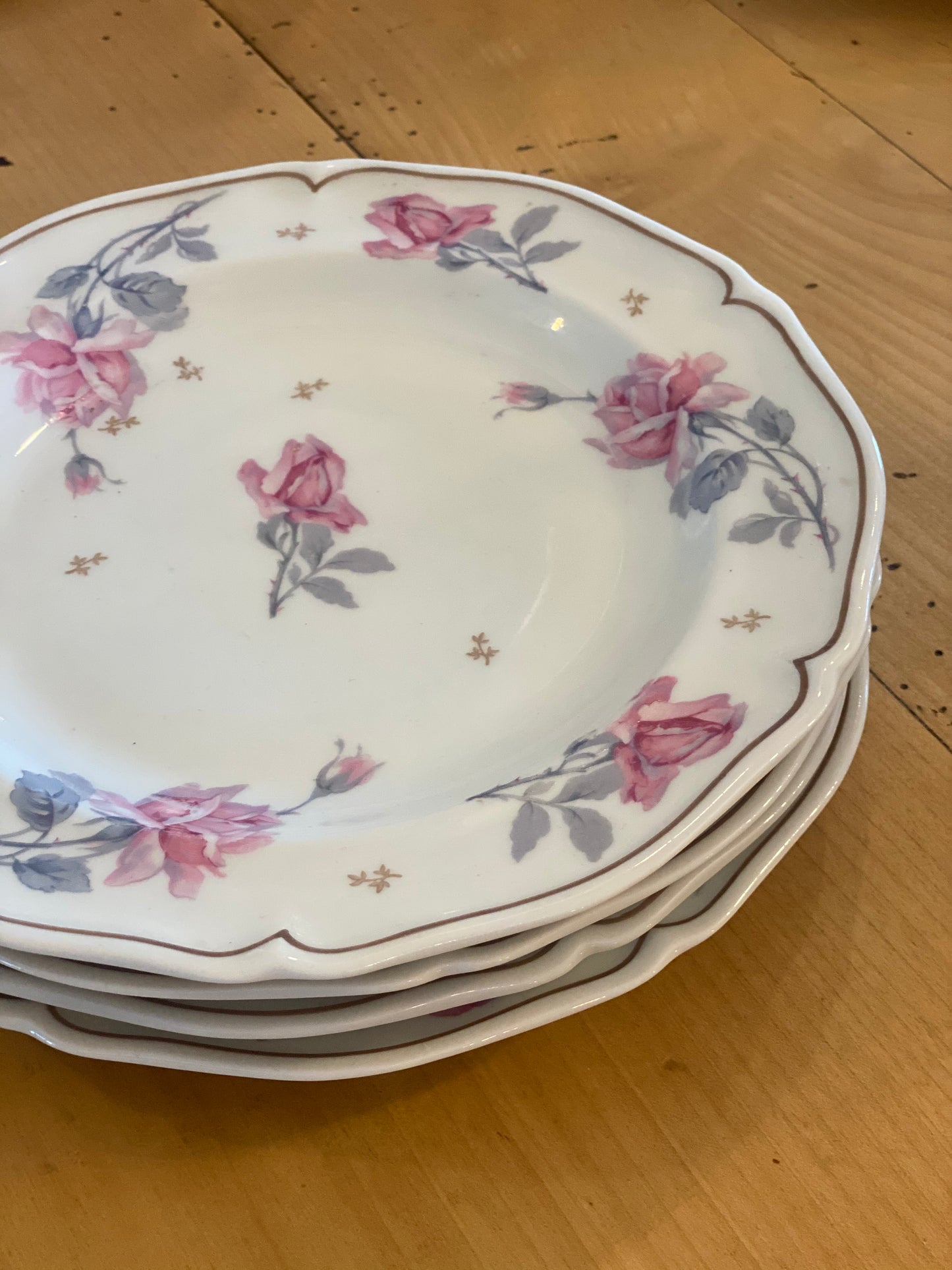4 Assiettes fleuries vintage Limoges