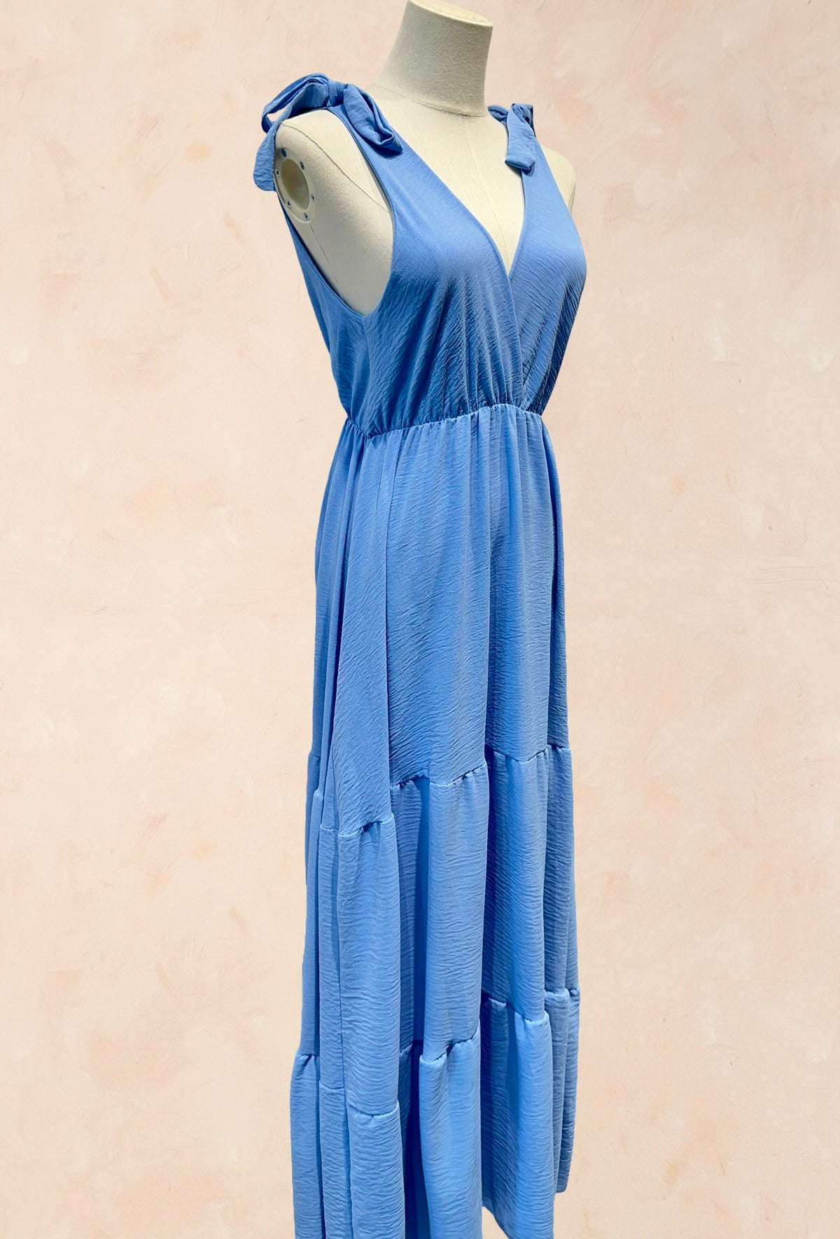 Robe longue fluide noeud épaule - BLEU CIEL