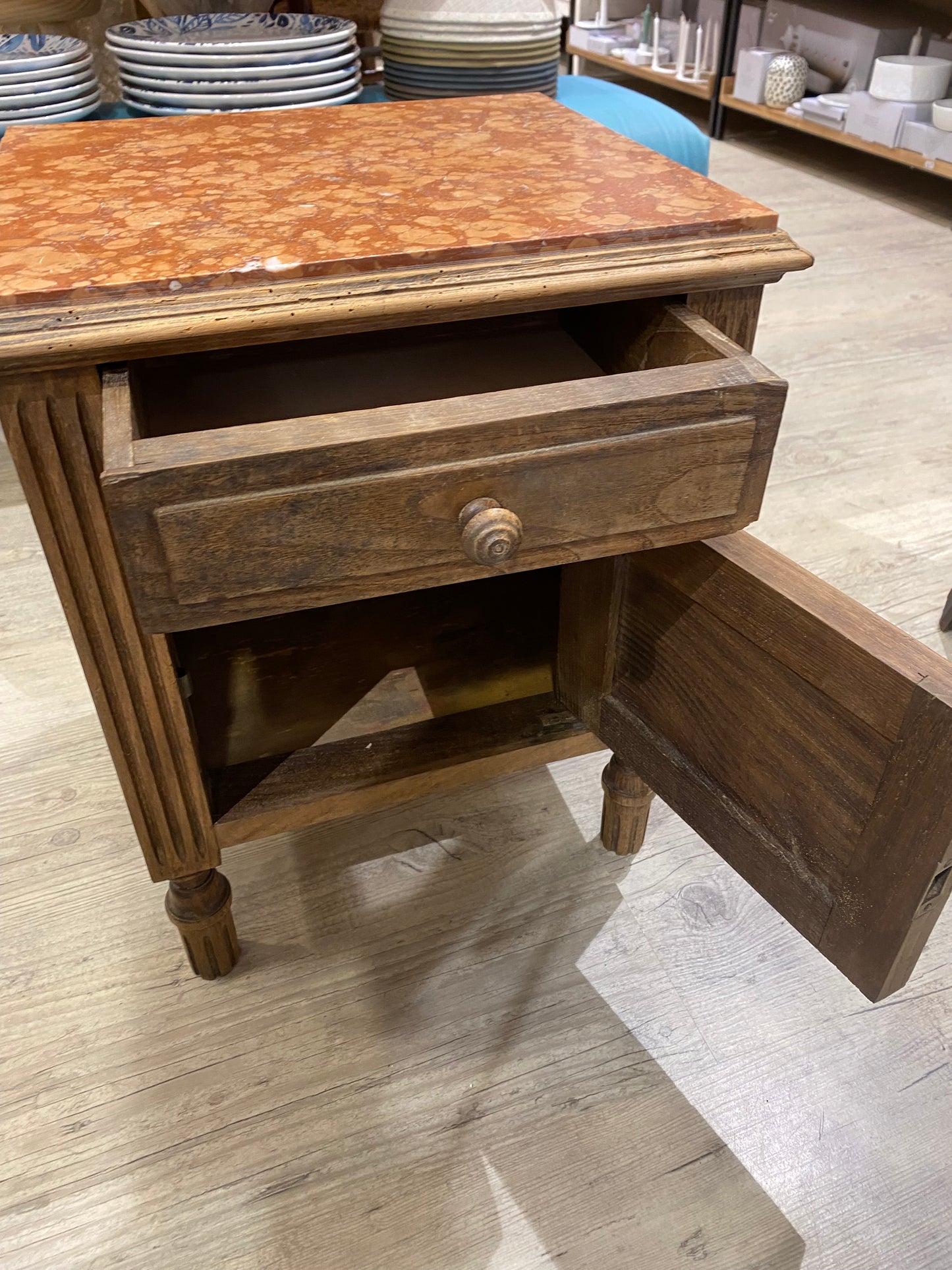 Chevet ancien bois et marbre