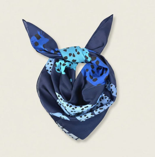 Foulard petit carré imprimé Léopard bleu , 70 X 70 cm