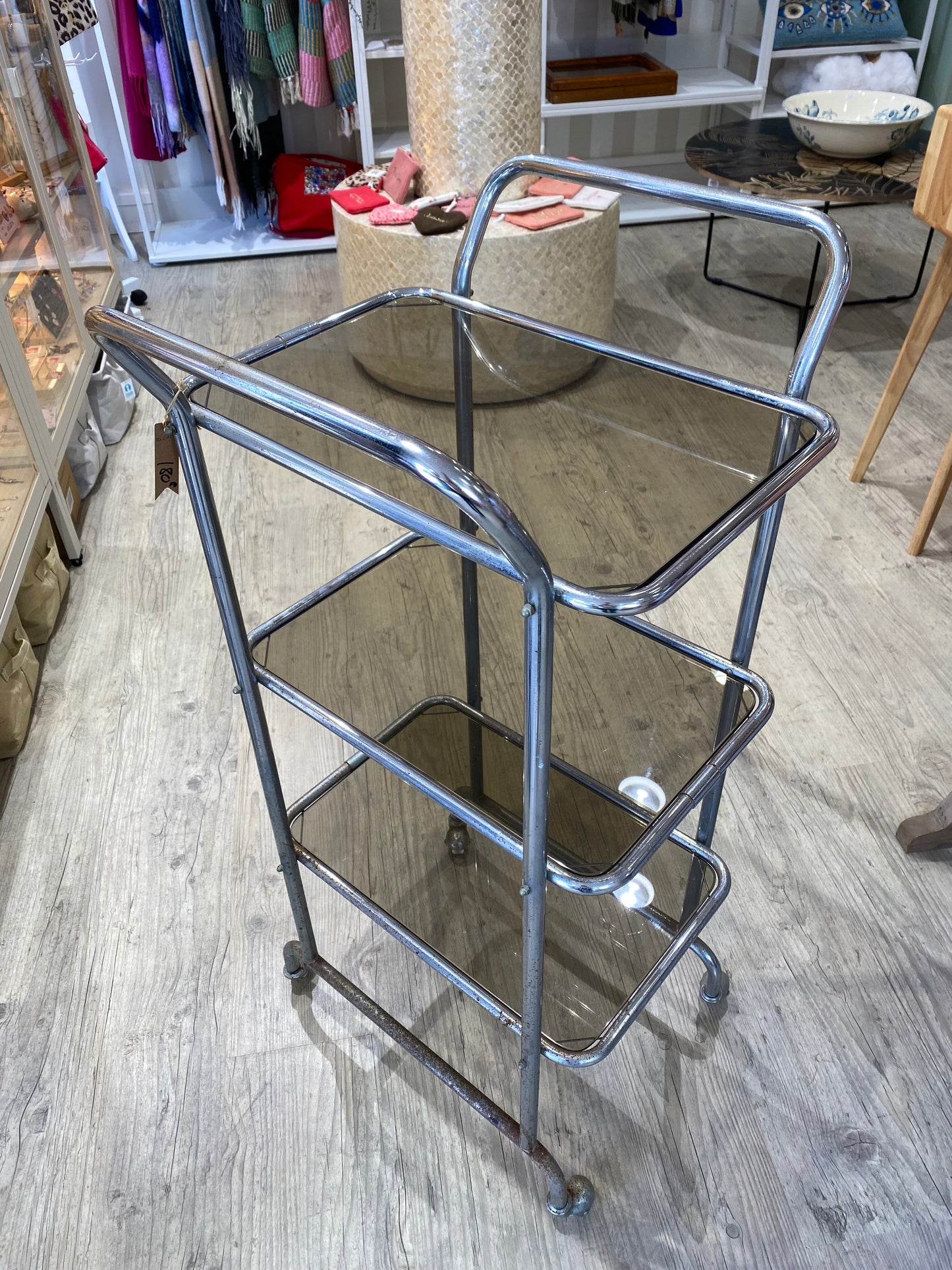 Desserte vintage en métal chromé et verre – style années 70