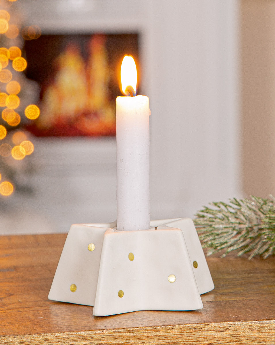 Chandelier porcelaine blanche à pois dorés