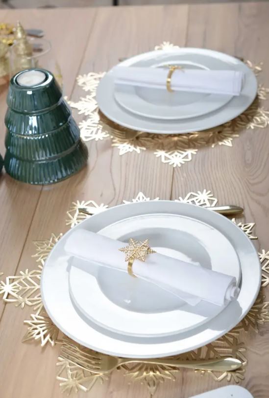 Lot de 4 ronds de serviettes flocons dorés