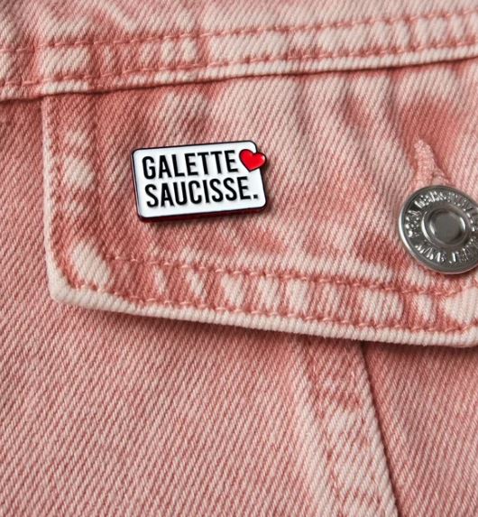 Pin’s “Galette saucisse”