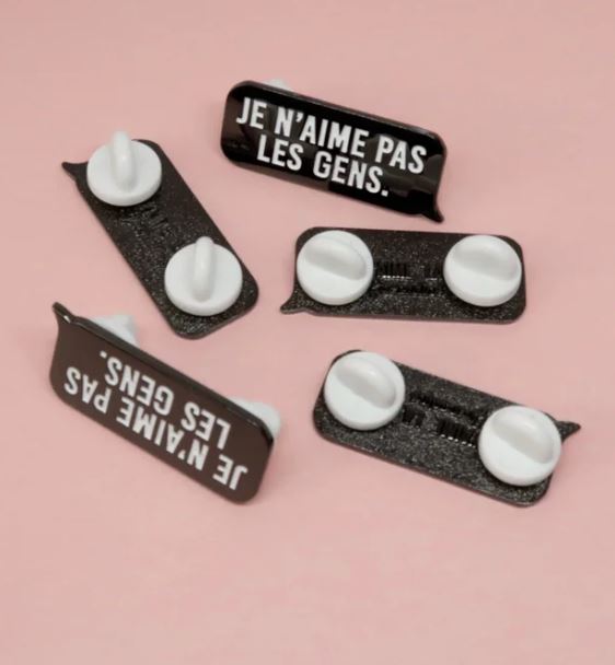Pin’s "Je n’aime pas les gens”