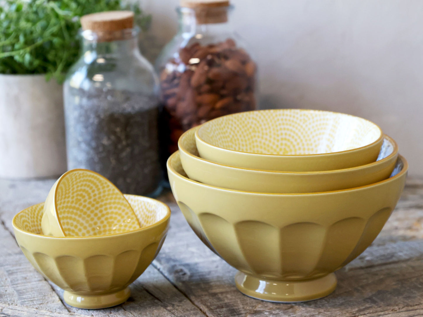 Set de 5 bols avec motif coloris moutarde