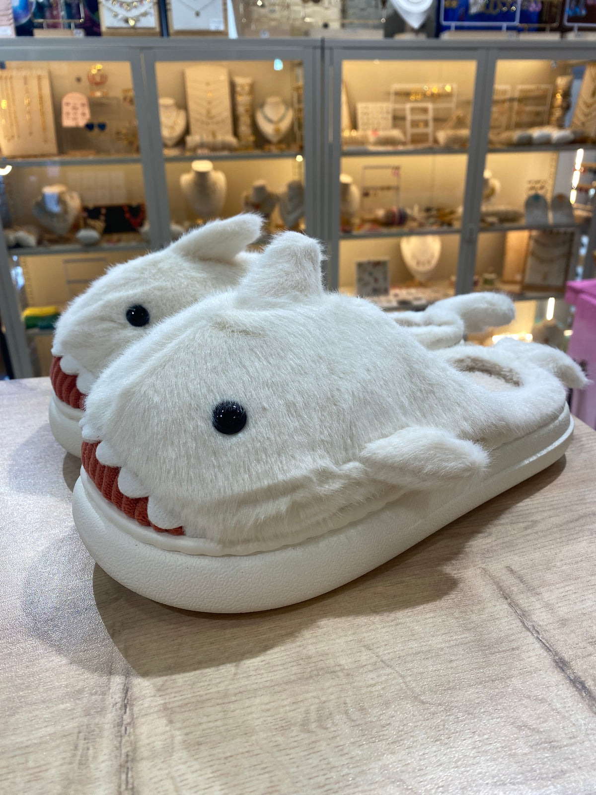 Chaussons requin blanc - du 36 => au 41
