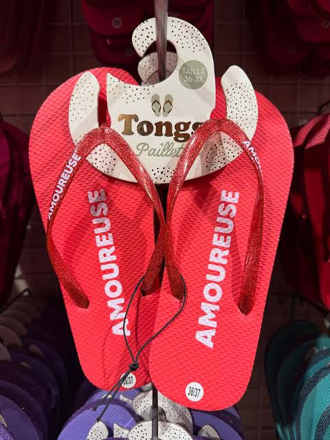 TONGS à paillettes à message "AMOUREUSE"