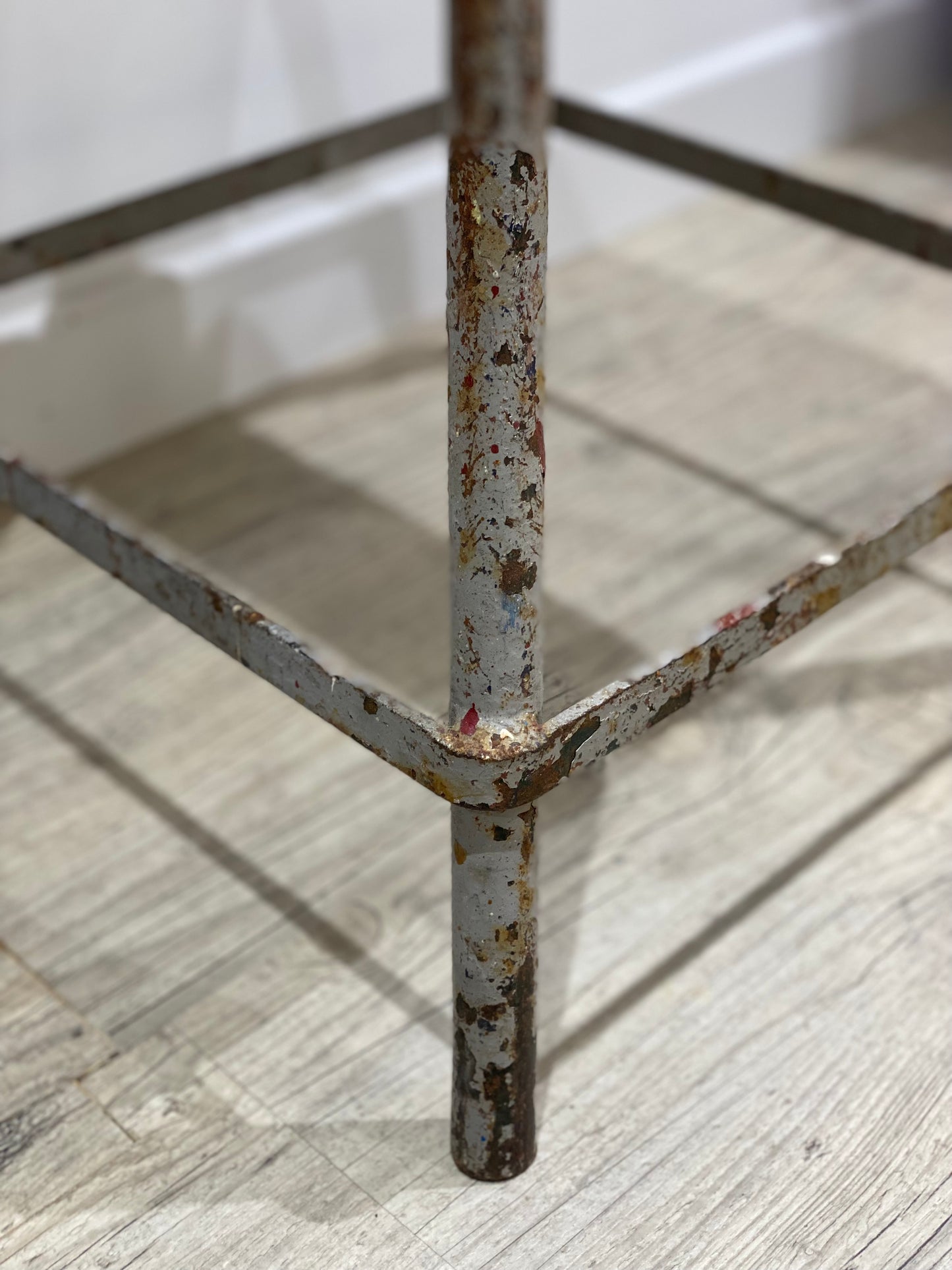 tabouret ancien de peintre