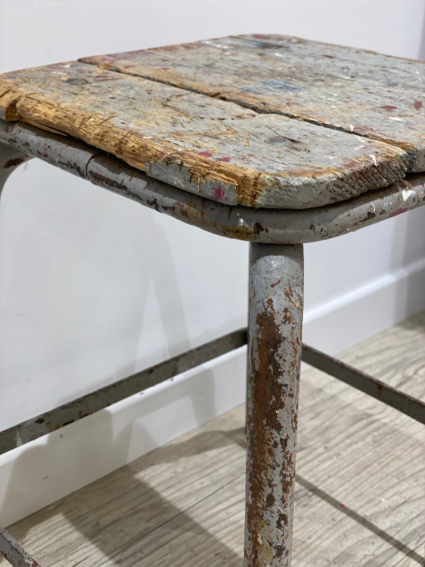 tabouret ancien de peintre