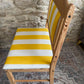 Banc en pin tissu upcyclé