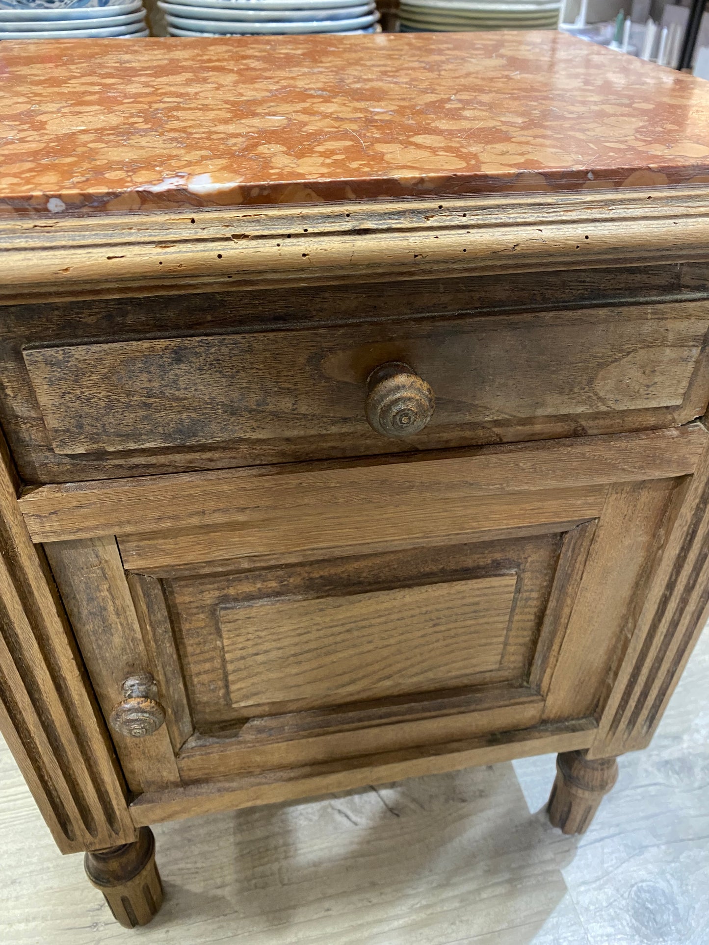 Chevet ancien bois et marbre