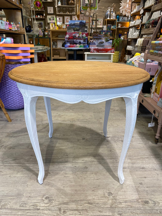 Table basse en bois massif rénové