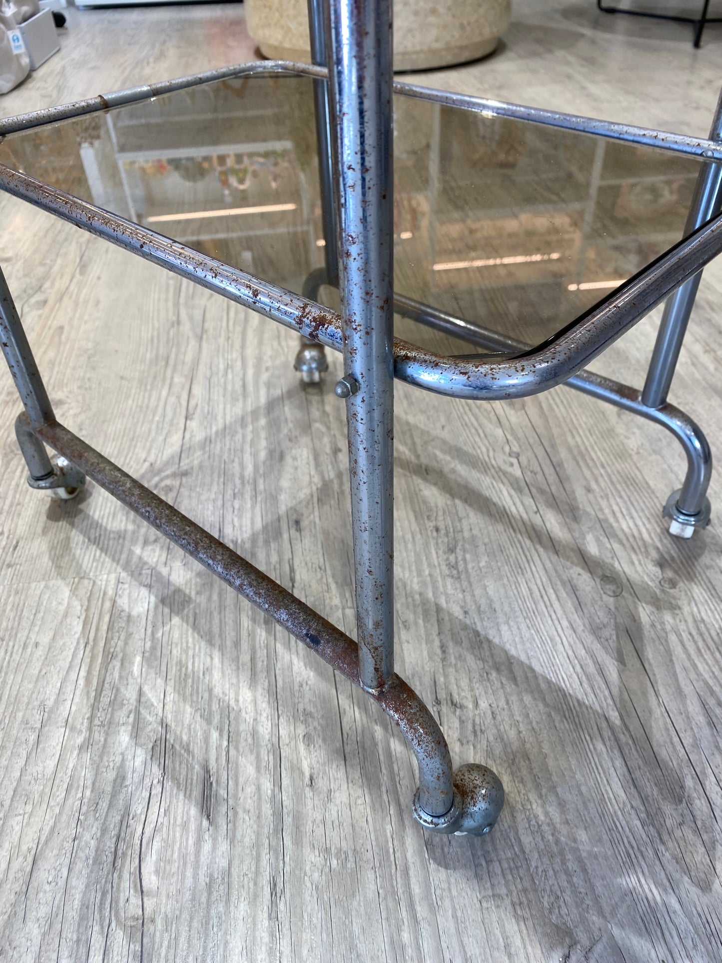 Desserte vintage en métal chromé et verre – style années 70