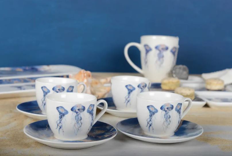lot de 4 tasses à café avec sous tasses méduse