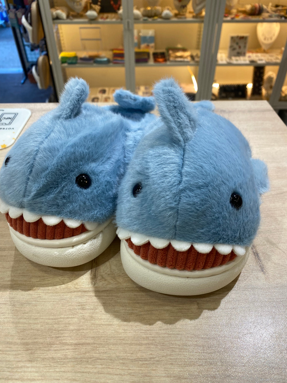 Chaussons requin bleu - du 36 => au 41