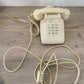 téléphone à touches années 1980 beige