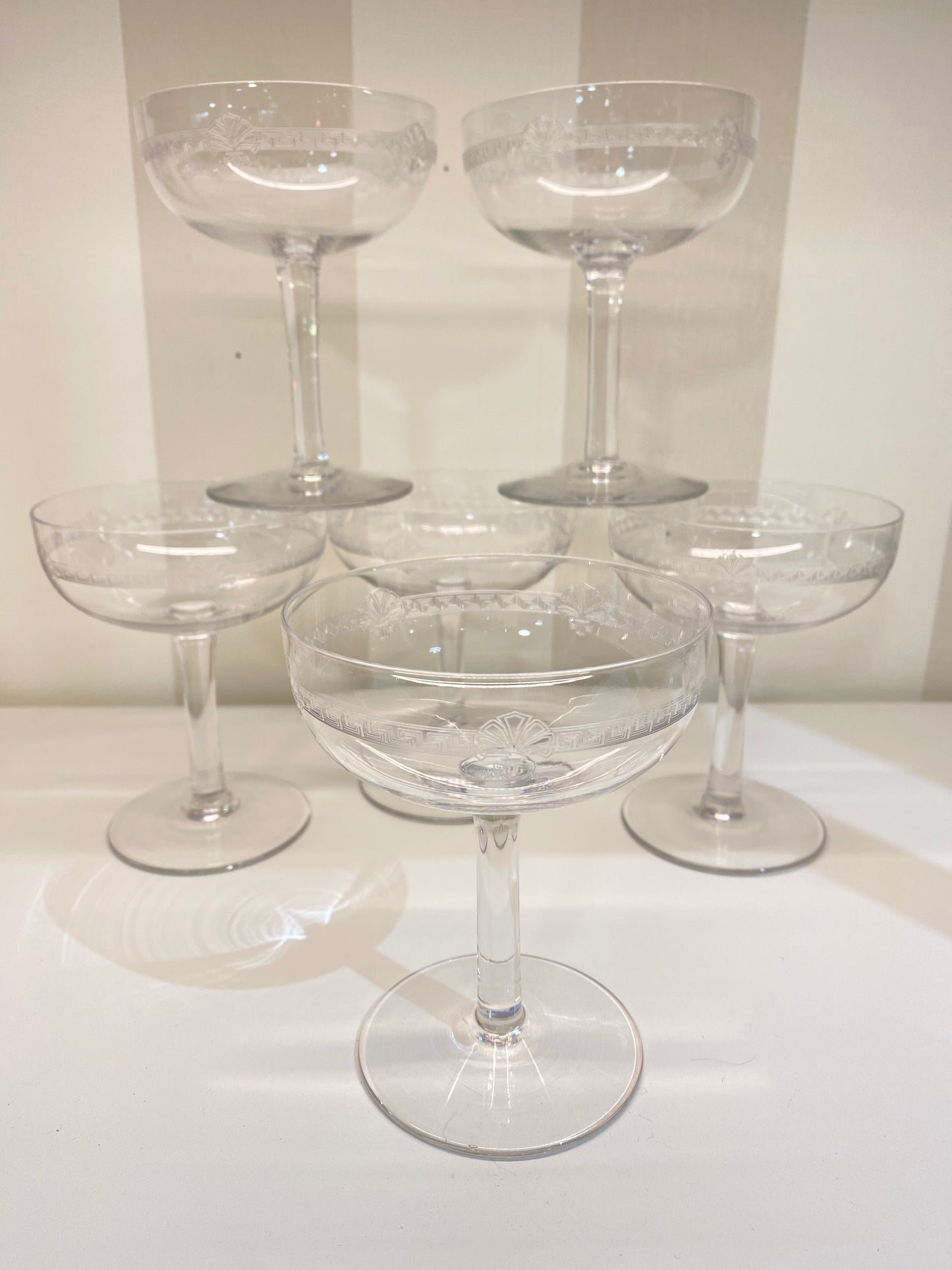 lot de 6 coupes anciennes à champagne gravées