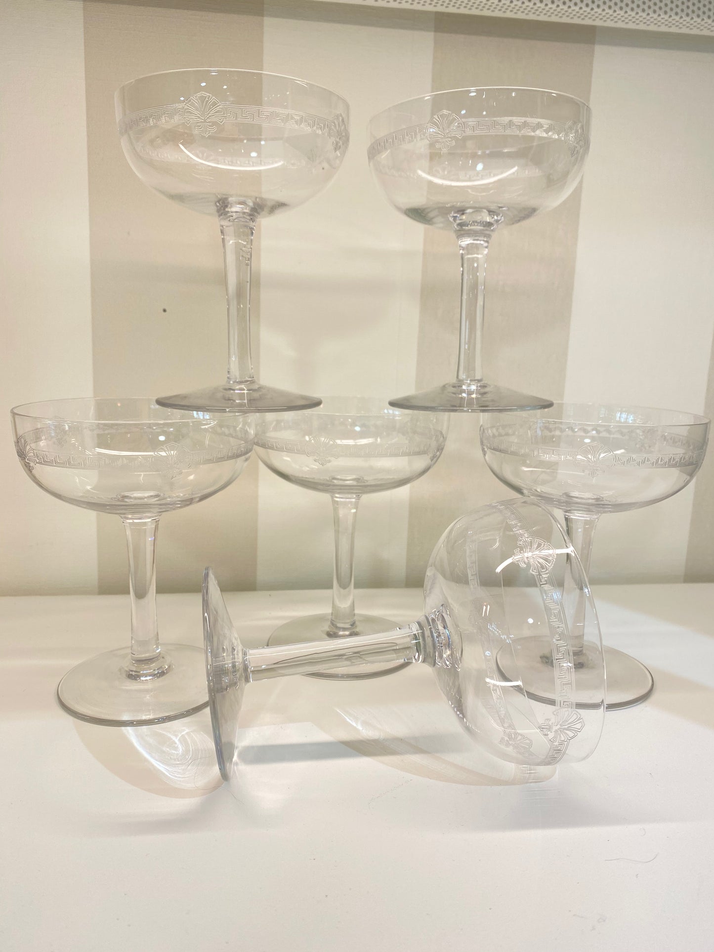 lot de 6 coupes anciennes à champagne gravées