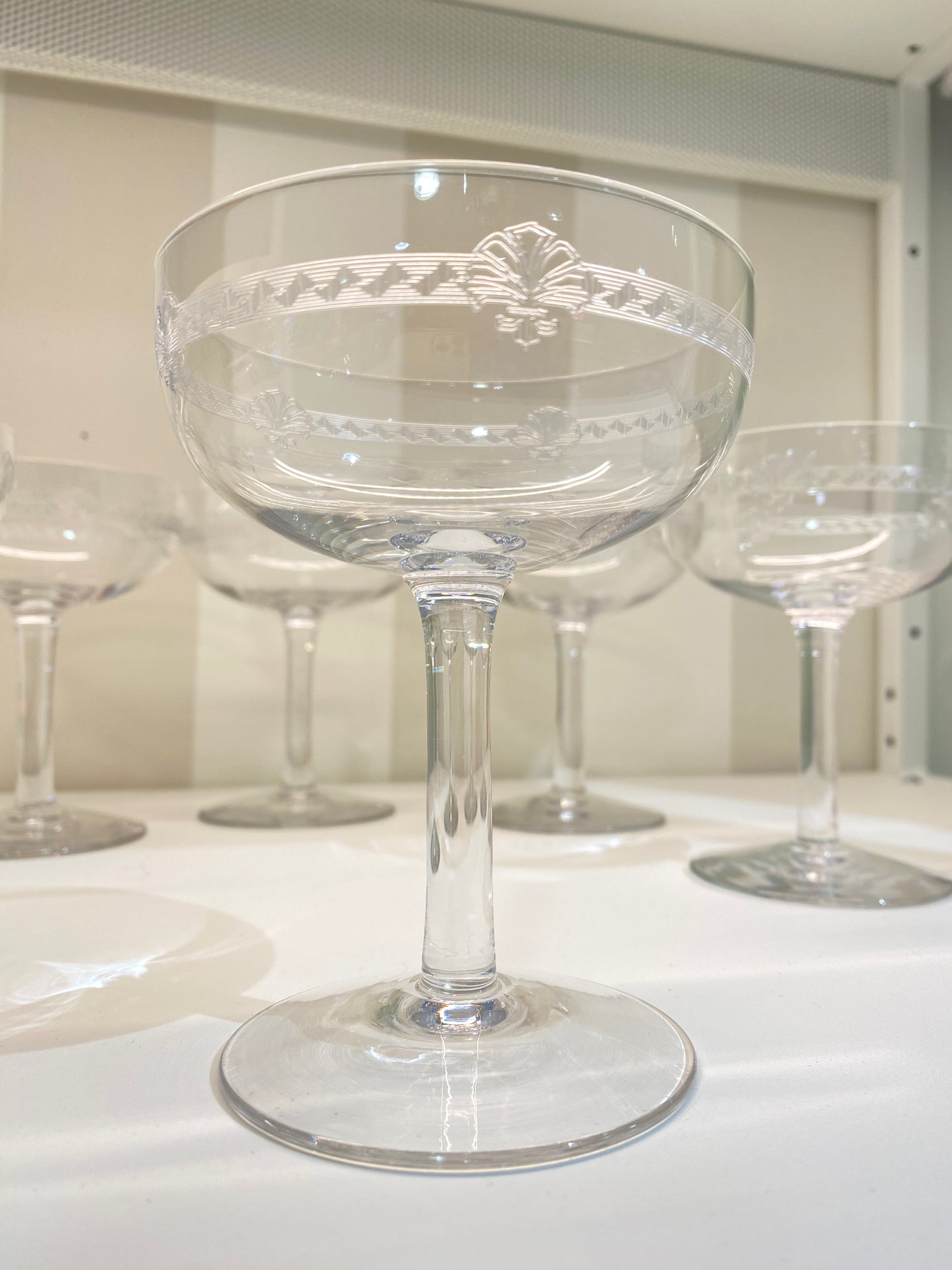 lot de 6 coupes anciennes à champagne gravées
