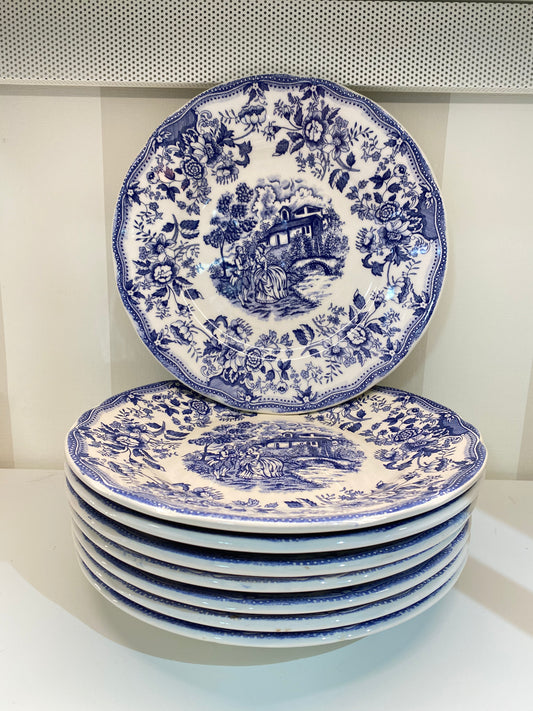 Lot de 8 assiettes plates bleues décor ancien