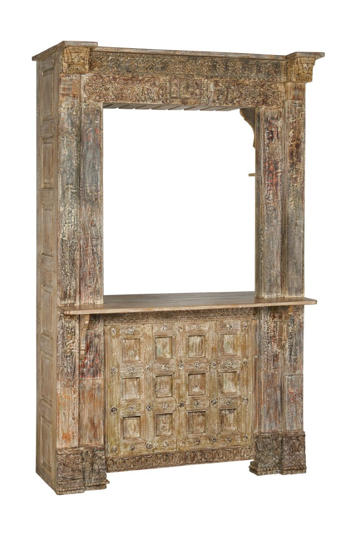 Meuble de bar en teck sculpté