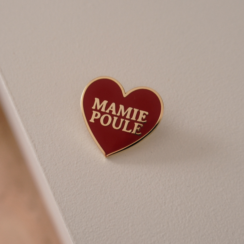 Pin's Coeur Rouge Mamie Poule BreizhClub